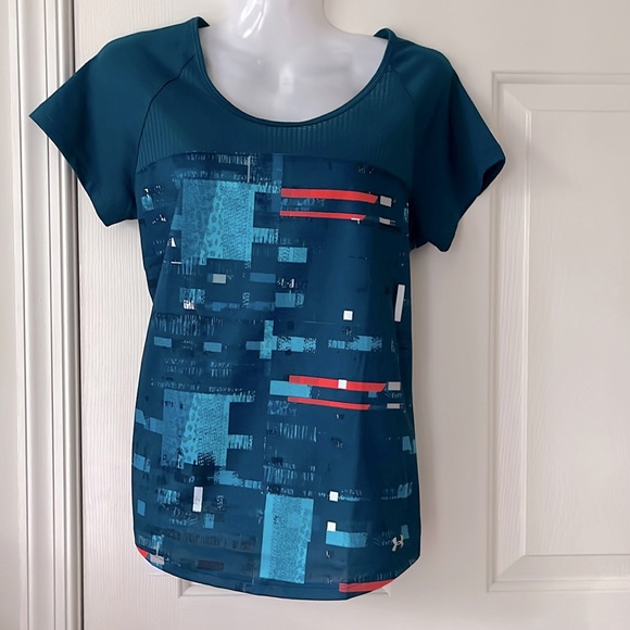 Under Armour • HeatGear Active Geometric Top • Women's size Small S - Picture 1 of 12